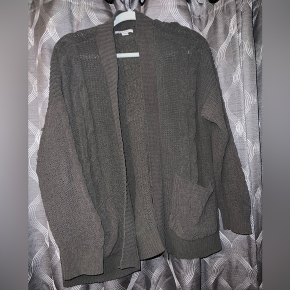 American Eagle Cardigan - Picture 2 of 2
